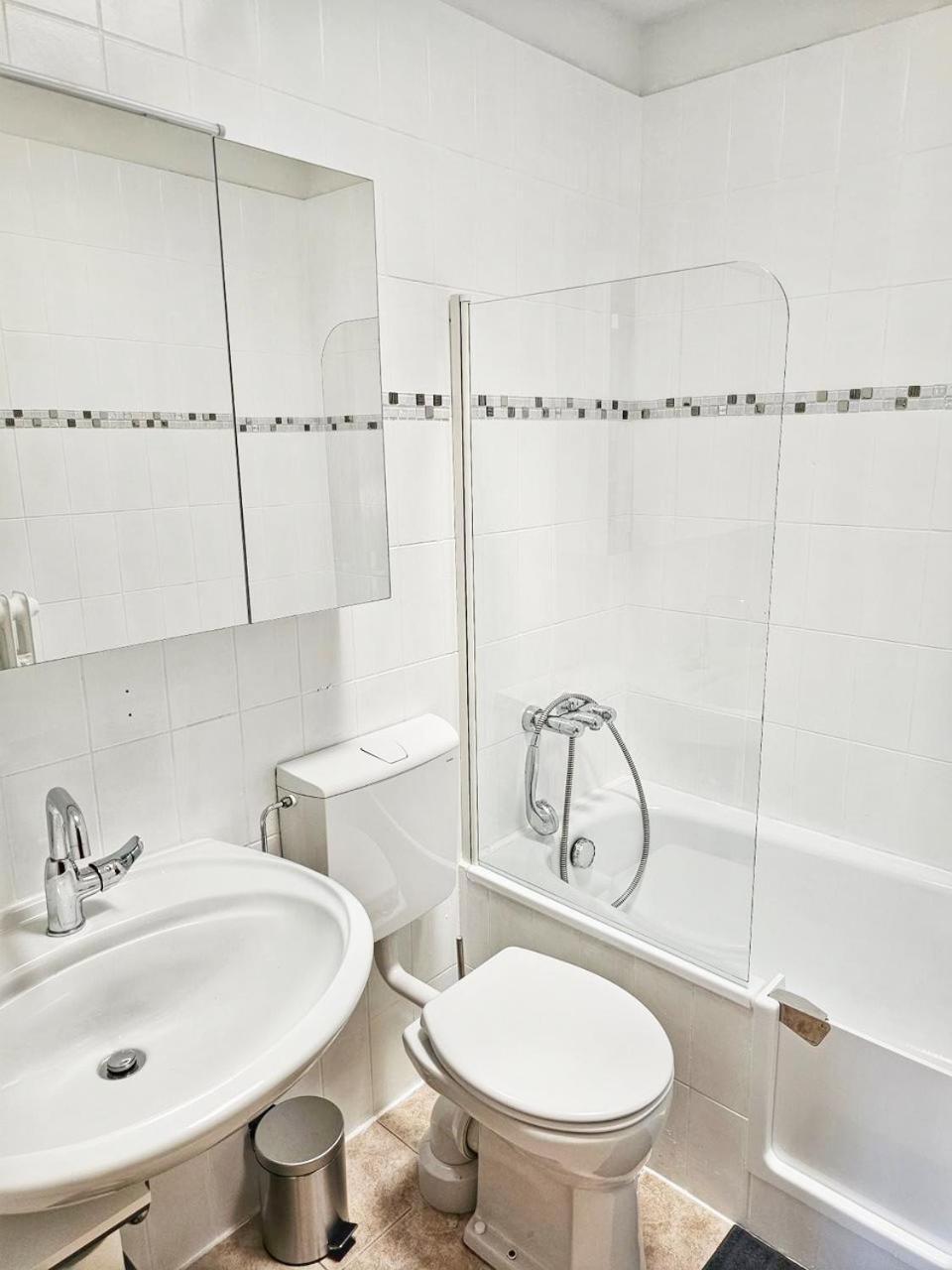 3 Zimmer Apartment Mit Balkon Вупертал Екстериор снимка